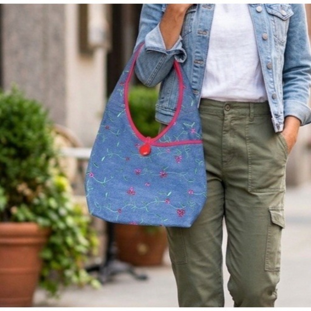 Embroidered Denim Shoulder Bag Floral Print Blue Red Button Hobo Bag Y2K Casual